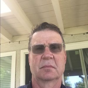 Meet your Posher, Tom